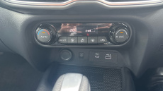 Nissan Juke 1.0 DiG-T N-Connecta 5dr DCT Petrol Hatchback